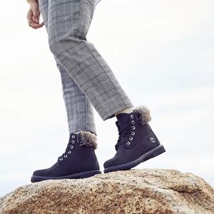 Women’s Black Nordic Premium 6” Timberland Boots Fur Trim